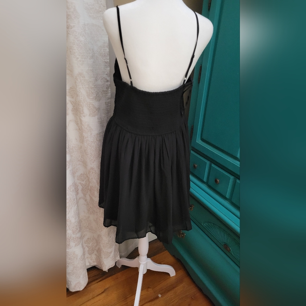 Chic Black Velvet Corset Top Mini Dress - Picture 2 of 4
